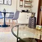 Alojamento de Acomodação e Pequeno-almoço Bali Butique