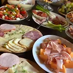Alojamento de Acomodação e Pequeno-almoço Bali Butique Nyergesujfalu