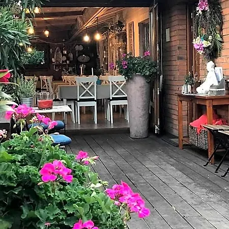 Bed and Breakfast Bali Butique 4*